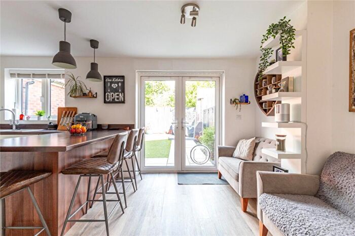 4 Bedroom Detached House For Sale In Apple Grove, Emersons Green, Bristol, BS16