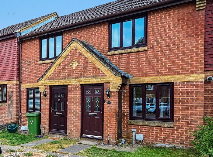 2 Bedroom Terraced House For Sale In Great Oaks Chase, Chineham, RG24