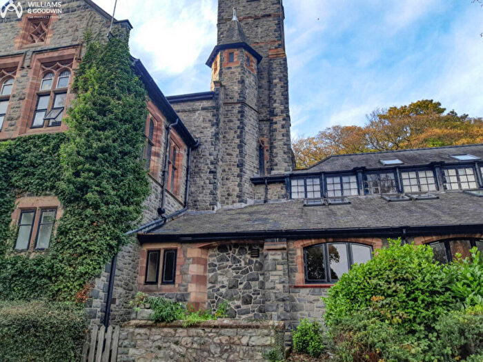 1 Bedroom Apartment For Sale In Garth Road, Bangor, Gwynedd, LL57