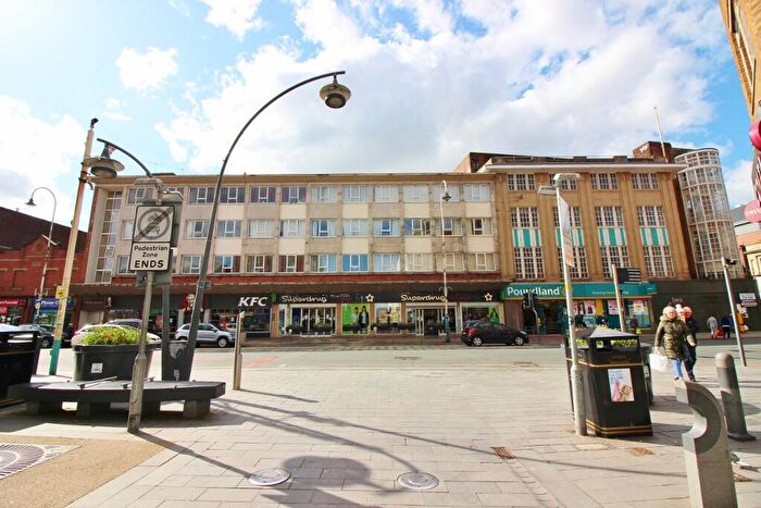 2 Bedroom Flat To Rent In Eastbank Street, Southport, PR8