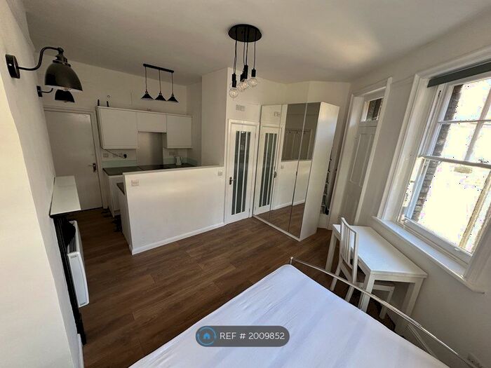 Studio To Rent In Vauxhall Bridge Road, Victoria Pimlico London, SW1V