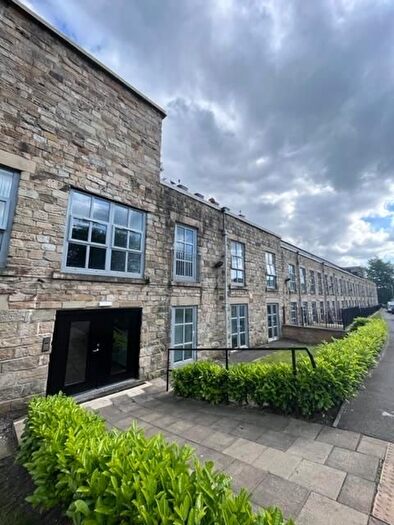 2 Bedroom Flat To Rent In Wharfside Apartments, Bury, BL8