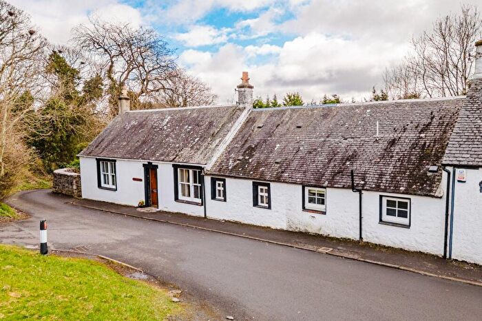 3 Bedroom Semi-Detached House For Sale In Maunsheugh Road, Fenwick, KA3