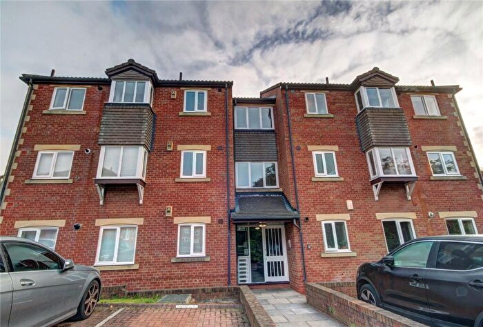 2 Bedroom Apartment To Rent In Allingham Court, Newcastle Upon Tyne, NE7