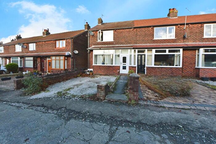 2 Bedroom Terraced House For Sale In Laneside Road, New Mills, High Peak, Derbyshire, SK22