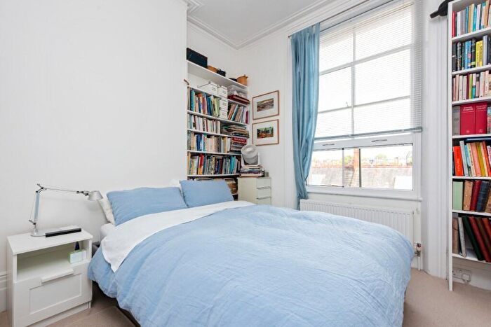 1 Bedroom Flat For Sale In Fitzroy Road, London, NW1
