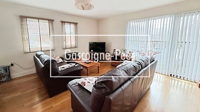 1 Bedroom Flat To Rent In The Courtyard, Basingstoke, RG22