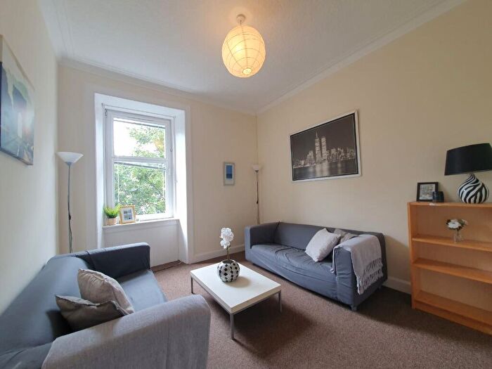 4 Bedroom Flat To Rent In Brunswick Street, Edinburgh, EH7