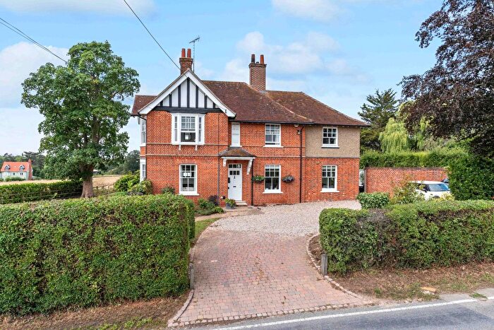 4 Bedroom Detached House For Sale In Hartford End, Felsted, CM3