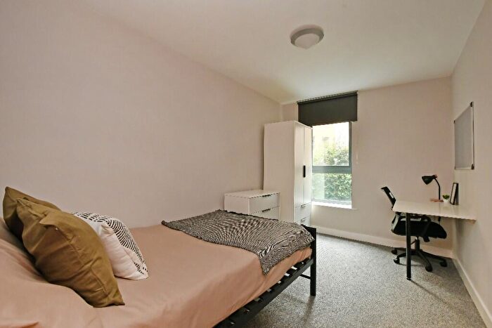 5 Bedroom Apartment To Rent In West One, Space, Fitzwilliam Street, Sheffield, S1