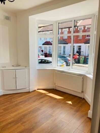 4 Bedroom Terraced House To Rent In Wealdstone, Middlesex, Harrow, HA3