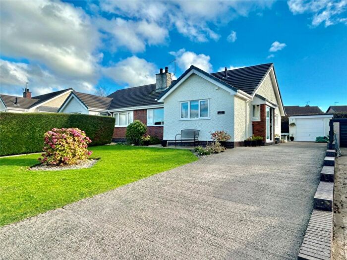 2 Bedroom Bungalow For Sale In Tyn Coed Uchaf, Llangefni, Isle Of Anglesey, LL77