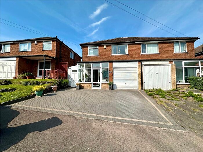 3 Bedroom Semi Detached House For Sale In Glenville Drive, Birmingham, West Midlands, B23
