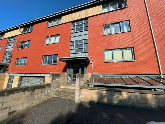 2 Bedroom Ground Flat To Rent In Bellwood Street, Glasgow, G41