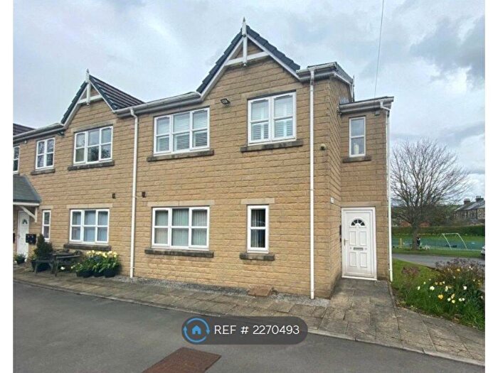 2 Bedroom Flat To Rent In Park Lodge, Wilsden, Bradford, BD15