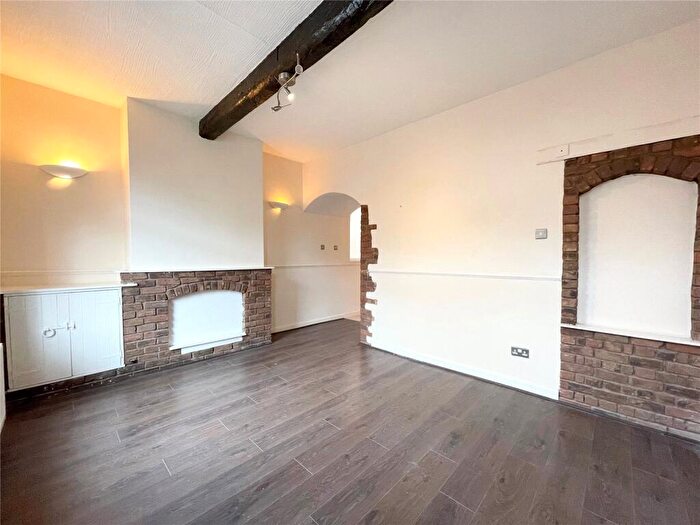2 Bedroom Terraced House For Sale In Wigan Road, Westhoughton, Bolton, Greater Manchester, BL5