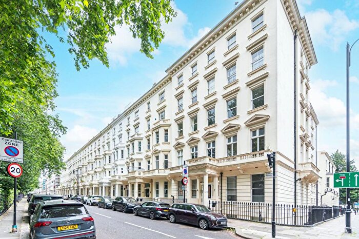 2 Bedroom Flat To Rent In St Georges Square, Pimlico, London, SW1V