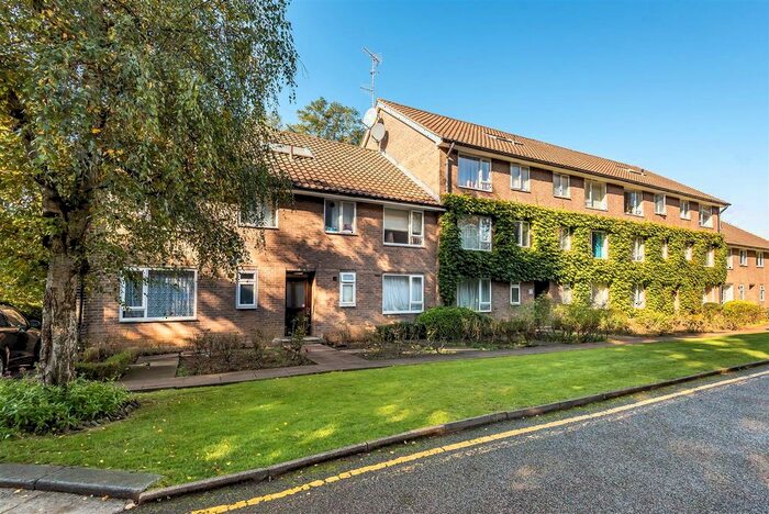 1 Bedroom Flat To Rent In Moat Lodge, London Road, Harrow On The Hill, HA1