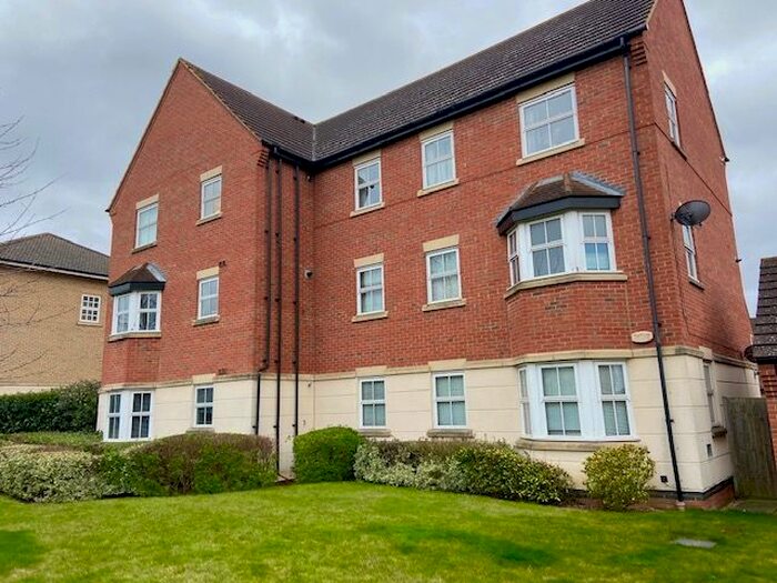 2 Bedroom Flat To Rent In Stonebridge Grove, Monkston Park, Milton Keynes, MK10