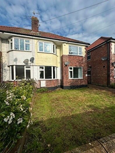 2 Bedroom Flat To Rent In Glenmore Gardens, Norwich, NR3