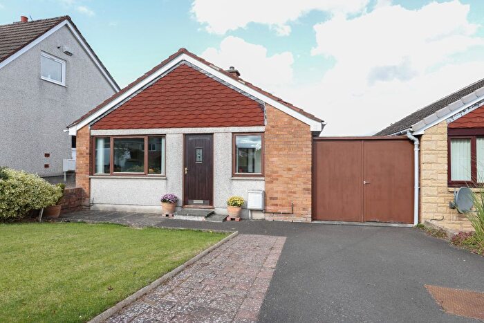 2 Bedroom Detached House For Sale In Muirend Gaardens, Perth, PH1