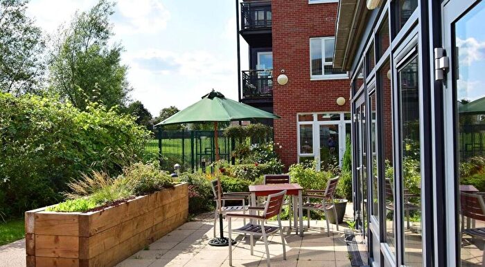 2 Bedroom Apartment For Sale In Spath Lane, Wilmslow, Cheshire, SK9