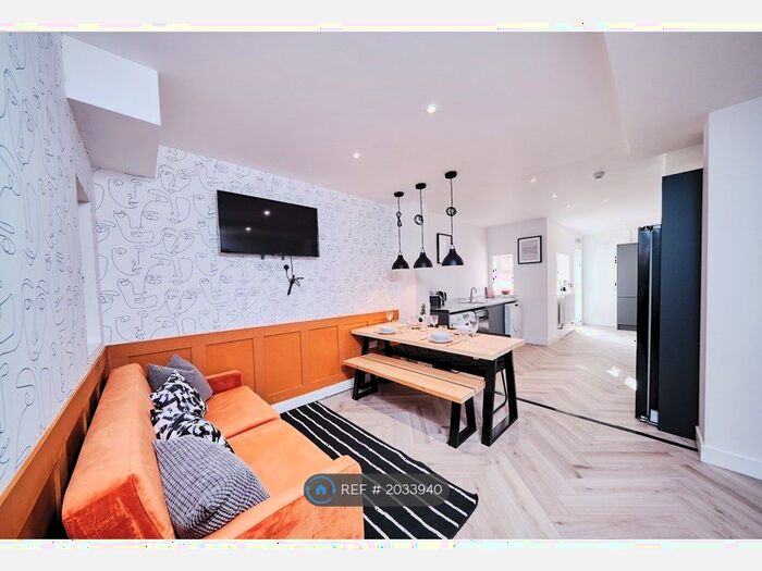 5 Bedroom Terraced House To Rent In Colchester Street, Coventry, CV1