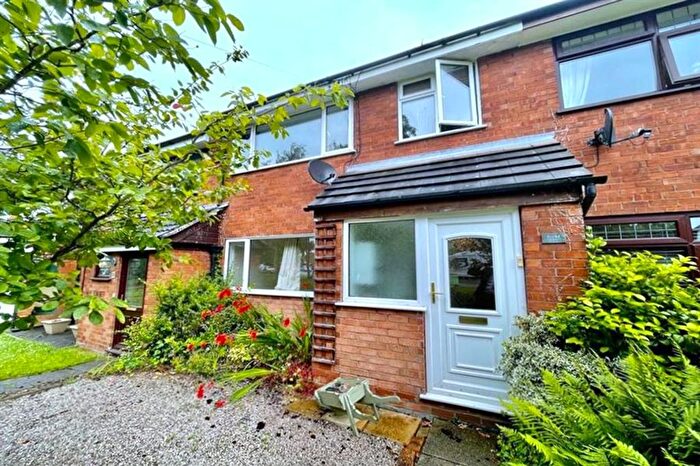 3 Bedroom Terraced House For Sale In Denbigh Close, Helsby, WA6