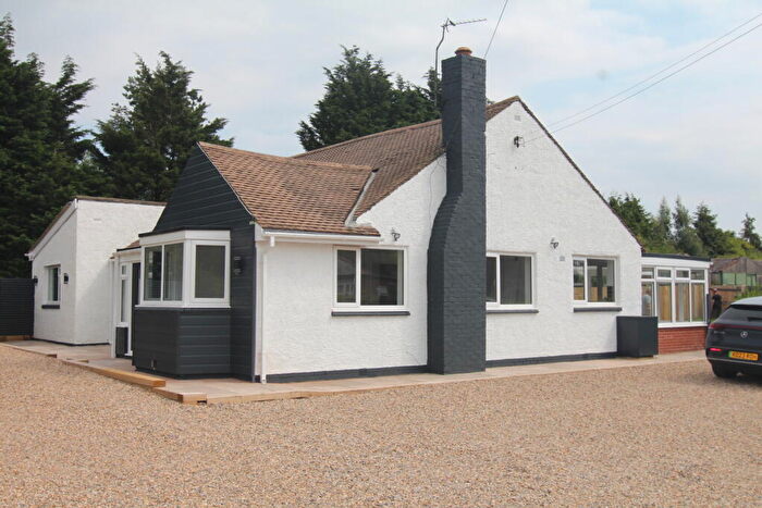 3 Bedroom Bungalow To Rent In Follonsby Terrace, West Boldon, Tyne And Wear, NE36
