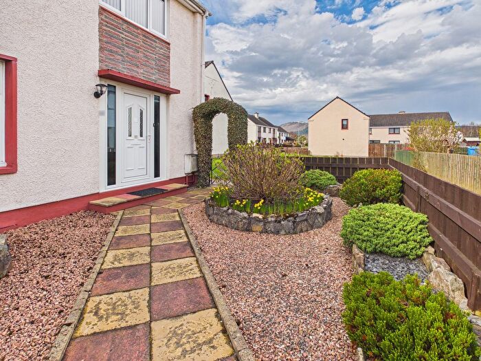 3 Bedroom Semi Detached House For Sale In Shillinghill, Alness, IV17