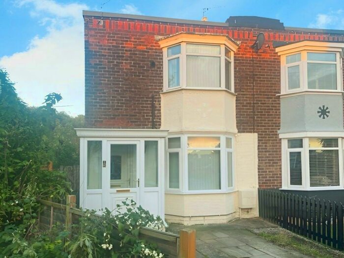 3 Bedroom Semi-Detached House To Rent In Ormerod Crescent, Hull, East Riding Of Yorkshi, HU5