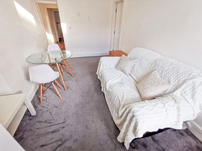 1 Bedroom Flat To Rent In Heaton Park Road, Heaton, Newcastle Upon Tyne, NE6