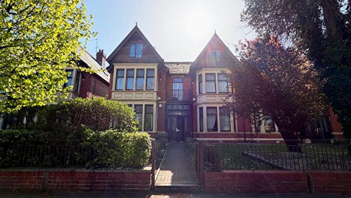 2 Bedroom Apartment To Rent In Ninian Road, Cardiff, CF23