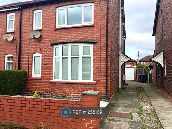 3 Bedroom Semi-Detached House To Rent In Neville Street, Crewe, CW2