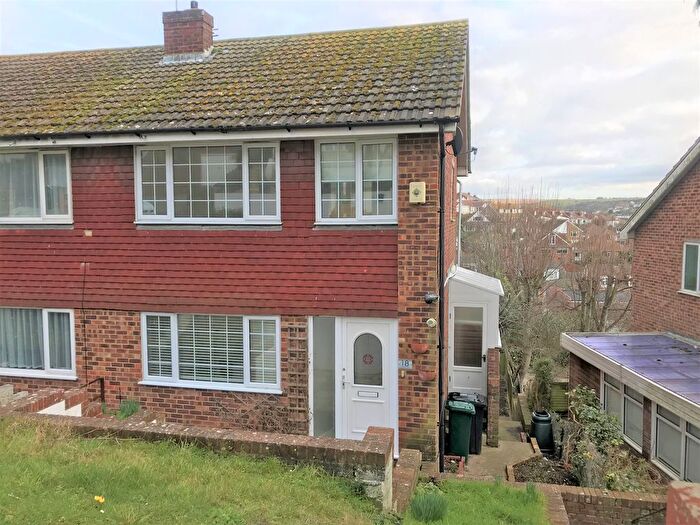 3 Bedroom Semi-Detached House To Rent In Lindfield Close, Brighton, BN2