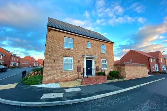 3 Bedroom Property To Rent In Cabourn Drive, Bingham, Nottingham, NG13