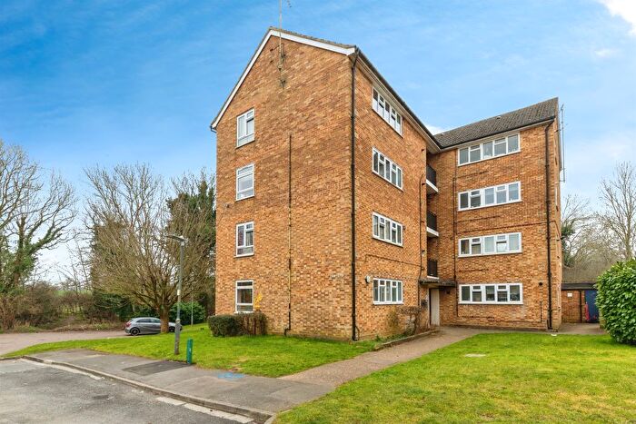 1 Bedroom Flat For Sale In Cecil Road, Hertford, SG13