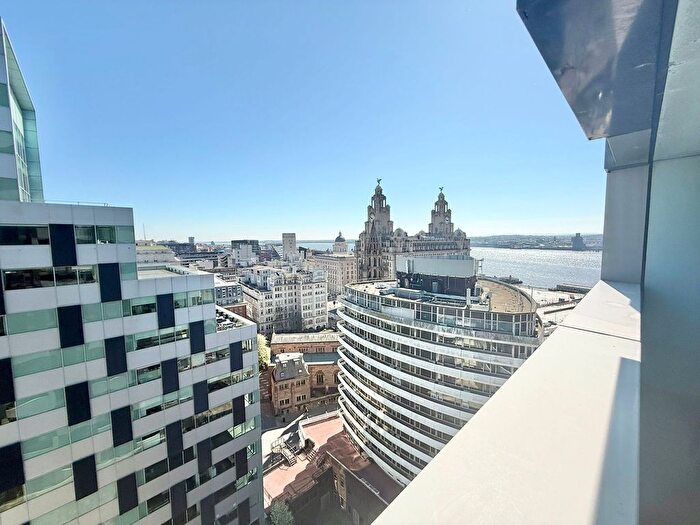 3 Bedroom Flat To Rent In Rumford Place, Liverpool, L3