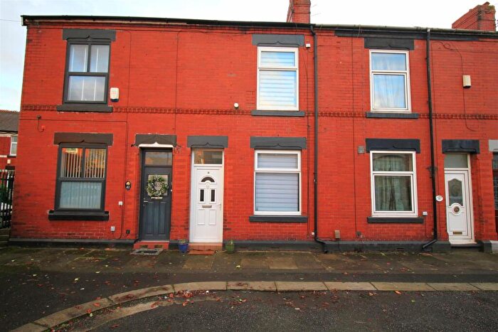2 Bedroom Terraced House For Sale In Pearl Street, Denton, Manchester, M34