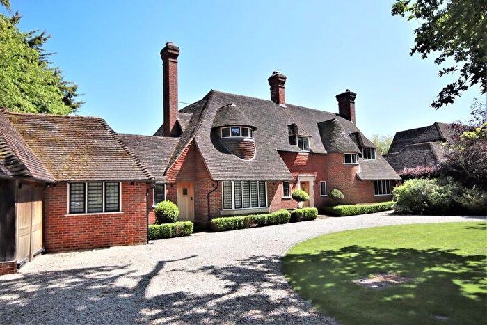4 Bedroom Detached House For Sale In Mill Green Road, Fryerning, Ingatestone, CM4