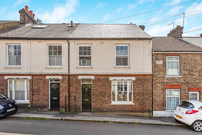 3 Bedroom Terraced House For Sale In Herbert Street, Hemel Hempstead, HP2