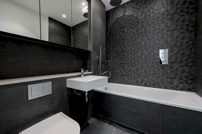 2 Bedroom Flat To Rent In High Street, Croydon, Purley, CR8