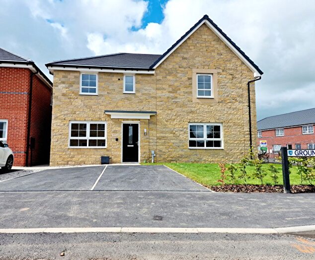 3 Bedroom Semi-Detached House To Rent In Groundsel Drive, Whittingham Preston, Lancashire, PR3