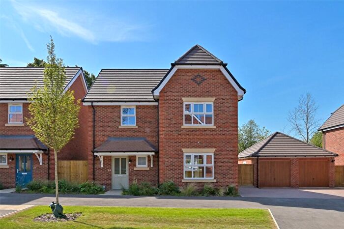 4 Bedroom Detached House To Rent In Oakdale Road, Maidenhead, Berkshire, SL6