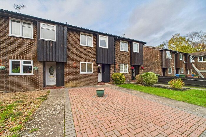 3 Bedroom Terraced House To Rent In Greenham Wood, Bracknell, Berkshire, RG12