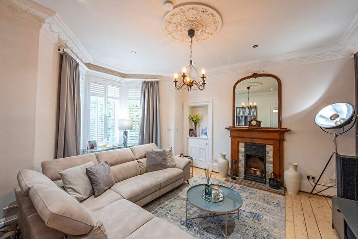 4 Bedroom Detached House For Sale In Industry Street, Kirkintilloch, Glasgow, G66