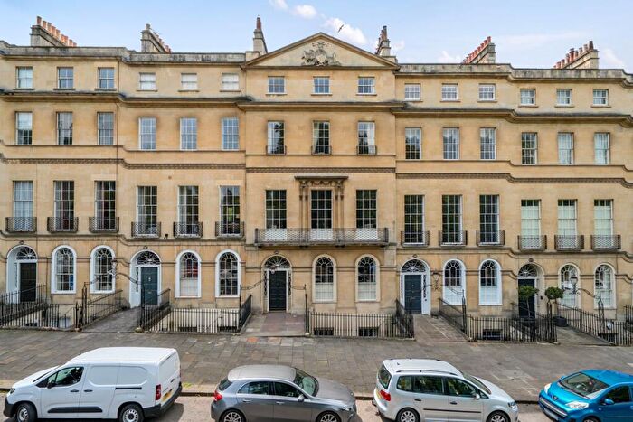 2 Bedroom Apartment To Rent In Sydney Place Bath, BA2