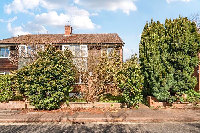 2 Bedroom Flat For Sale In Woodlands Road, Headington, OX3