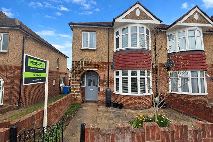 4 Bedroom Semi-Detached House For Sale In Coronation Road, Aldershot, Hampshire, GU11