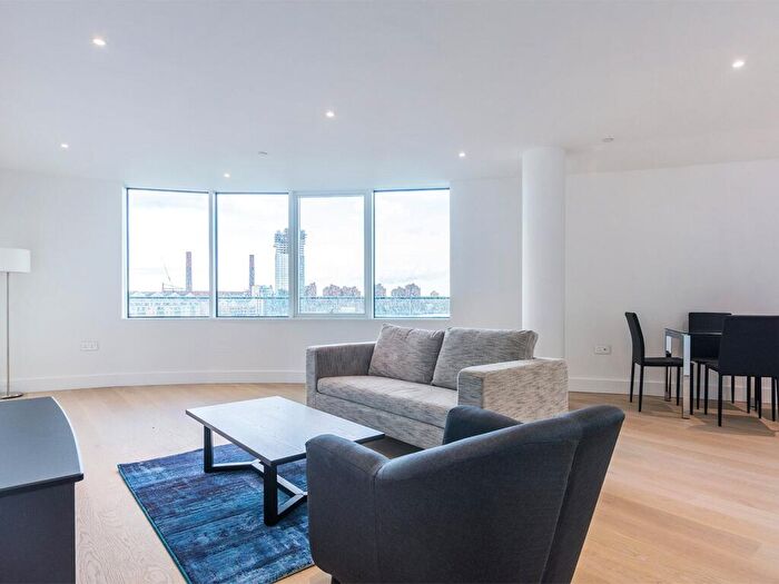 2 Bedroom Apartment To Rent In Lombard Wharf, Lombard Road, SW11